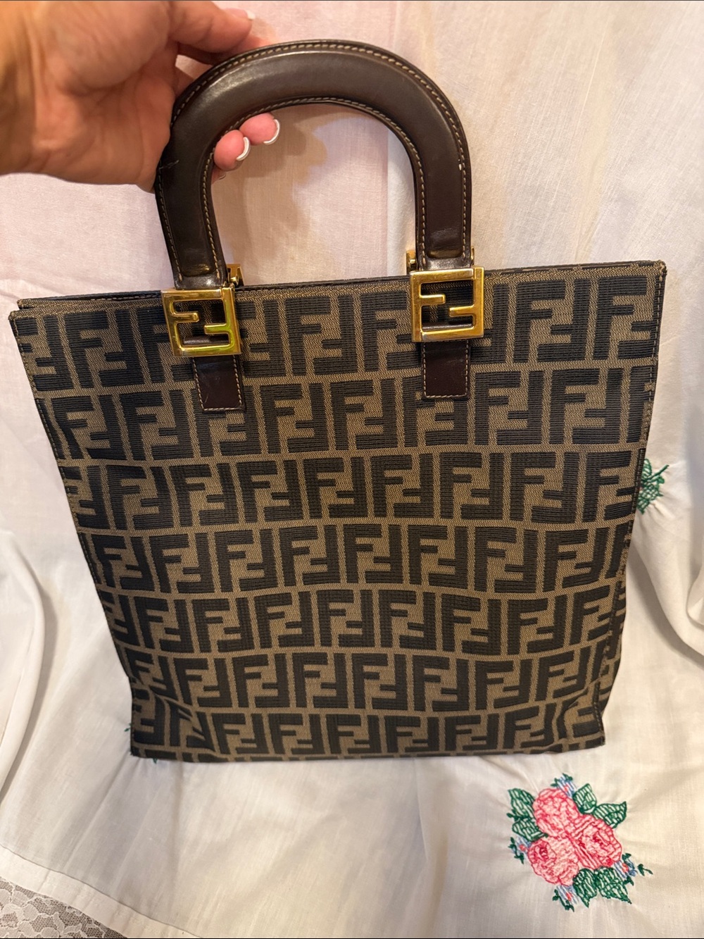 Fendi big tote - Picture 16 of 17